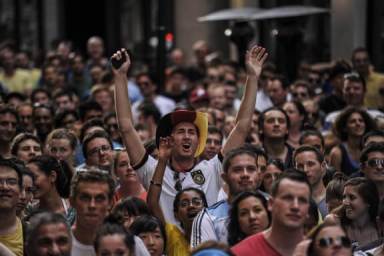 PHOTOS: Argentina fans in Center City sad over loss