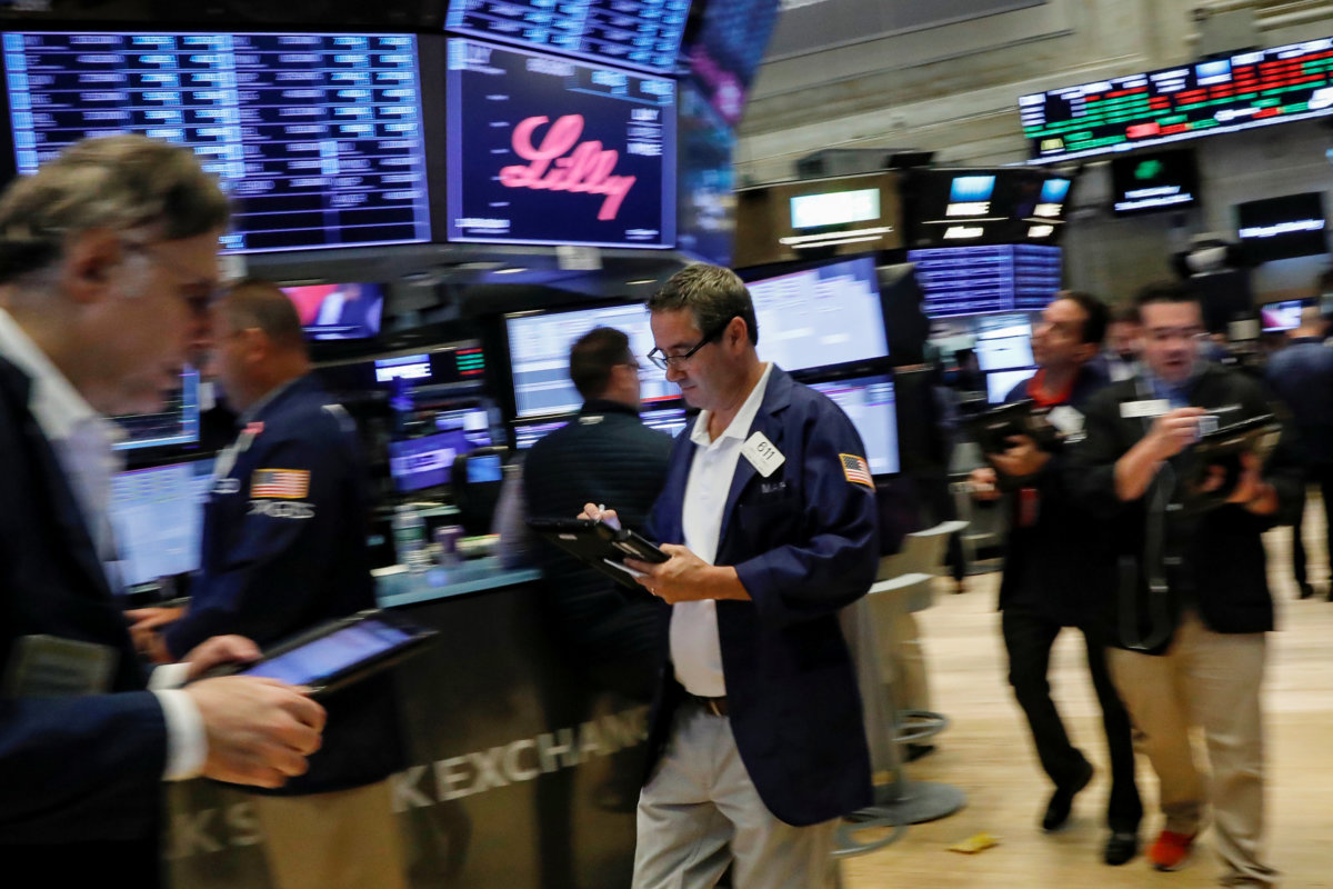 Dow, S&P 500 Extend Recent Gains; PepsiCo A Boost – Metro US