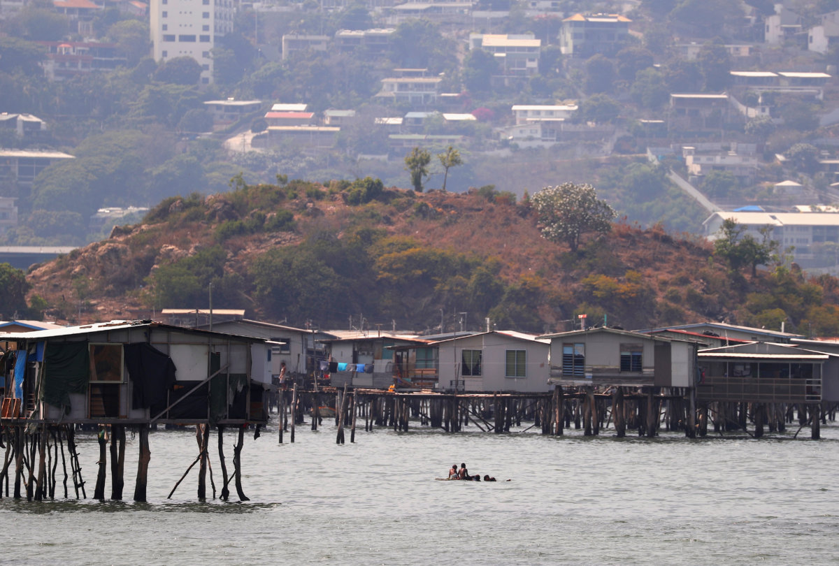 In Papua New Guinea shanty-towns, residents question APEC legacy - Metro US