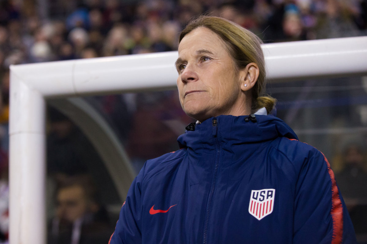 U.S. coach Ellis demands consistency from team ahead of World Cup ...