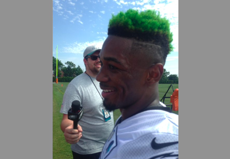 Why Jalen Mills is called the Green Goblin: New Patriots DB is keeping  green hair, converting Philly fans 