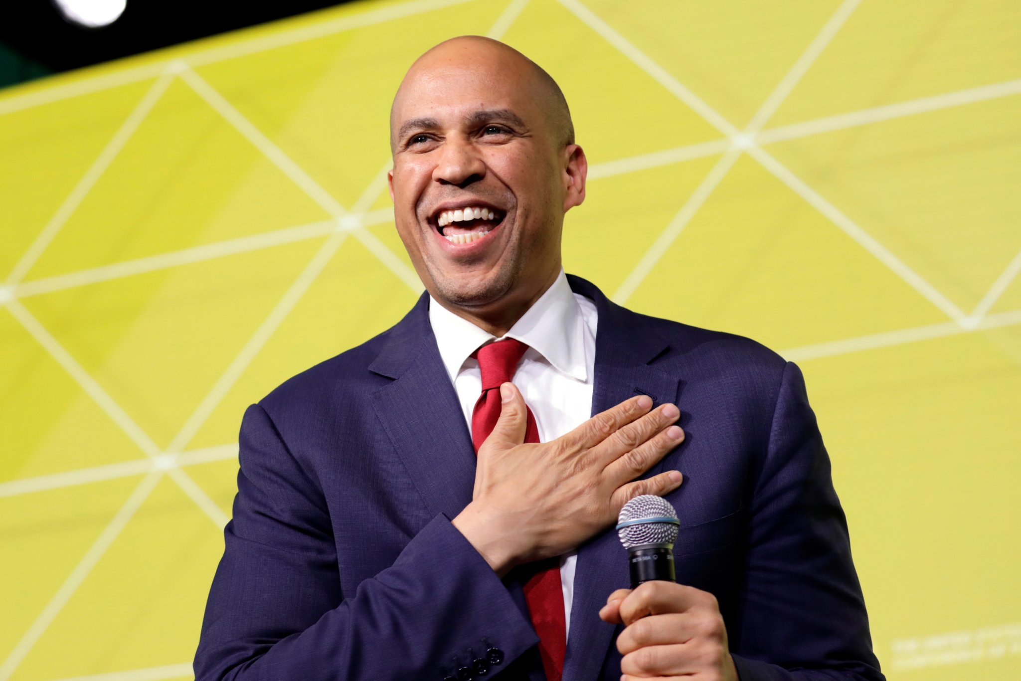 Us Senator Cory Booker D Nj Launches Bid For 2020 Presidential Nomination Metro Us 7406