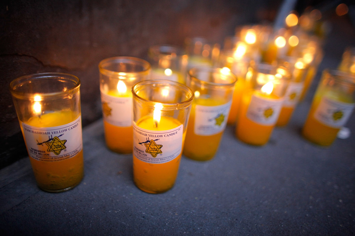 international holocaust remembrance day rituals