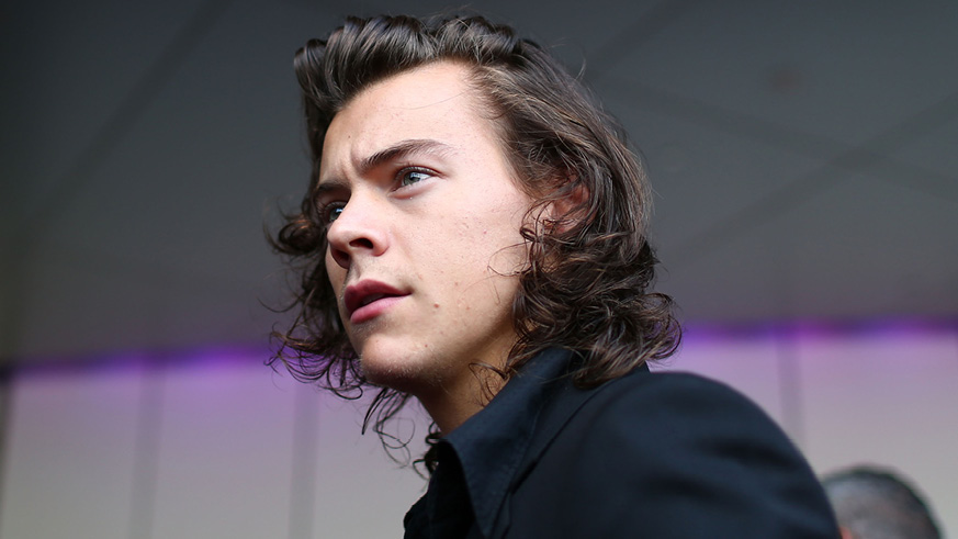 Sexy Harry Styles Sexily Talks About His Sexuality Metro Us