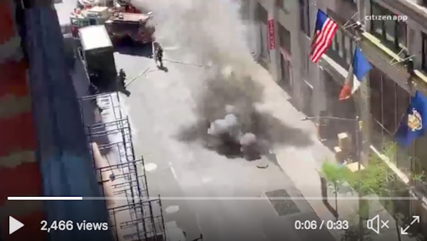 6 injured in Midtown manhole explosions – Metro US