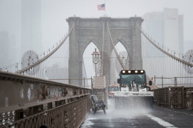 new york city nyc snow weather winter