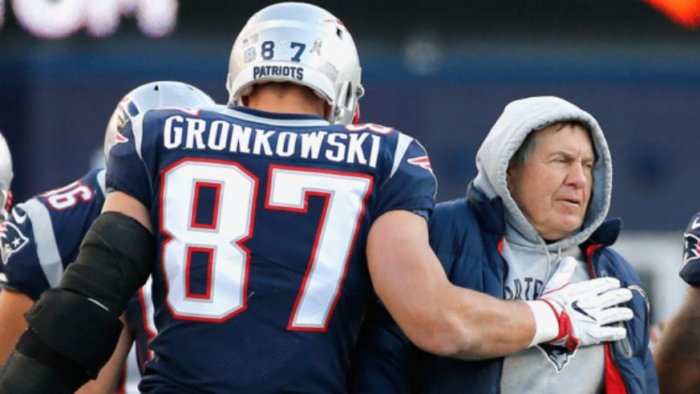 Nfl Trade Rumors Rob Gronkowski Patriots Whispers Persist Metro Us