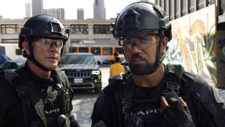 All the ways to watch the premiere of SWAT season 2 – Metro US