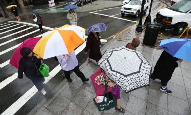 Powerful rainstorm descends on NYC