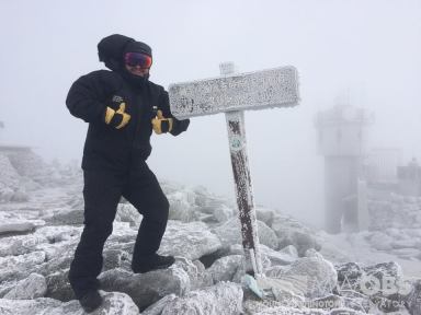 Mount Washington Observatory records freezing temps, snow