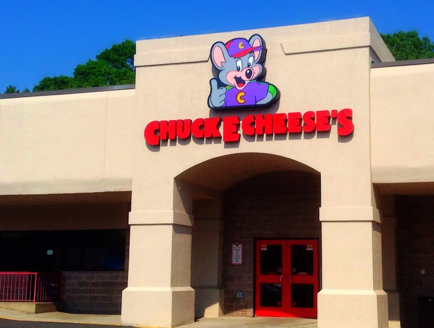 5 arrested in boozy brawl at a Chuck E. Cheese’s – Metro US