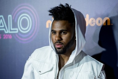 Jason Derulo involved in huge club brawl