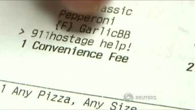 Florida woman’s online order asks for pizza, police help