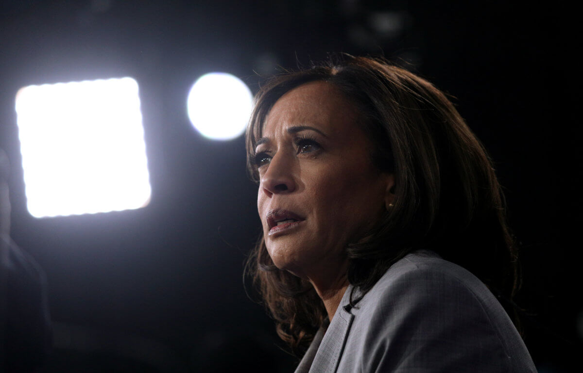 Former Top-tier Presidential Candidate Kamala Harris Ends 2020 White ...