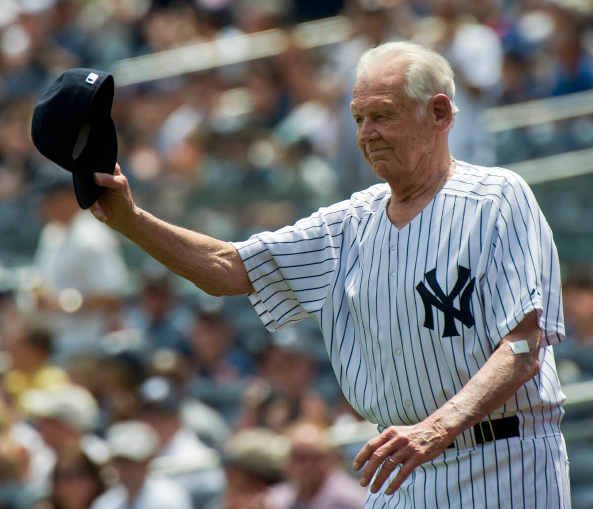 Don Larsen Who Pitched Perfect World Series Game Dies At 90 Metro Us