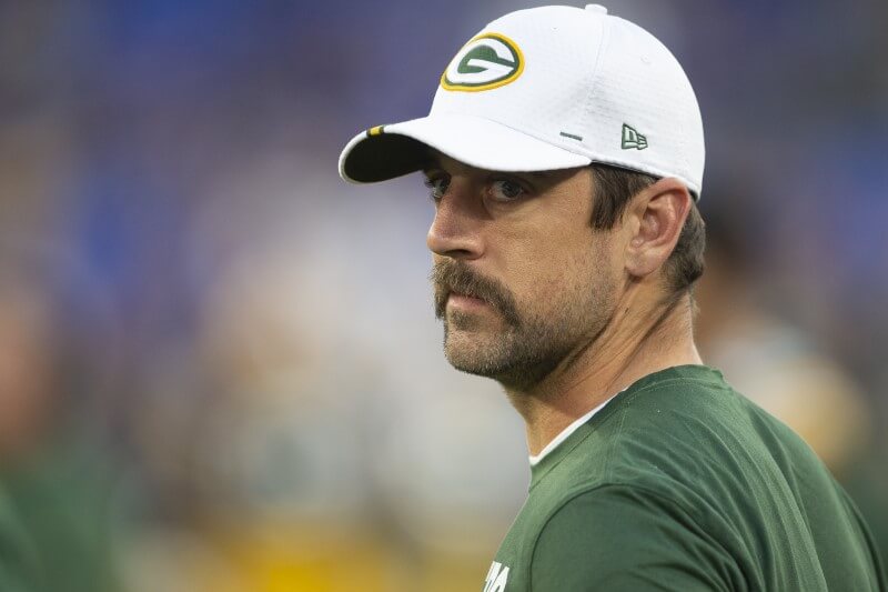 Aaron Rodgers 'really nice,' says real-life agent in State Farm commercial