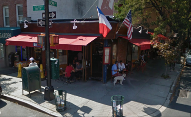 Trump supporter punches woman in the face at Brooklyn restaurant, manager