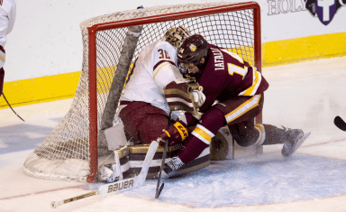 Boston College takes on Quinnipiac in the 2016 Frozen Four Thursday (TV,