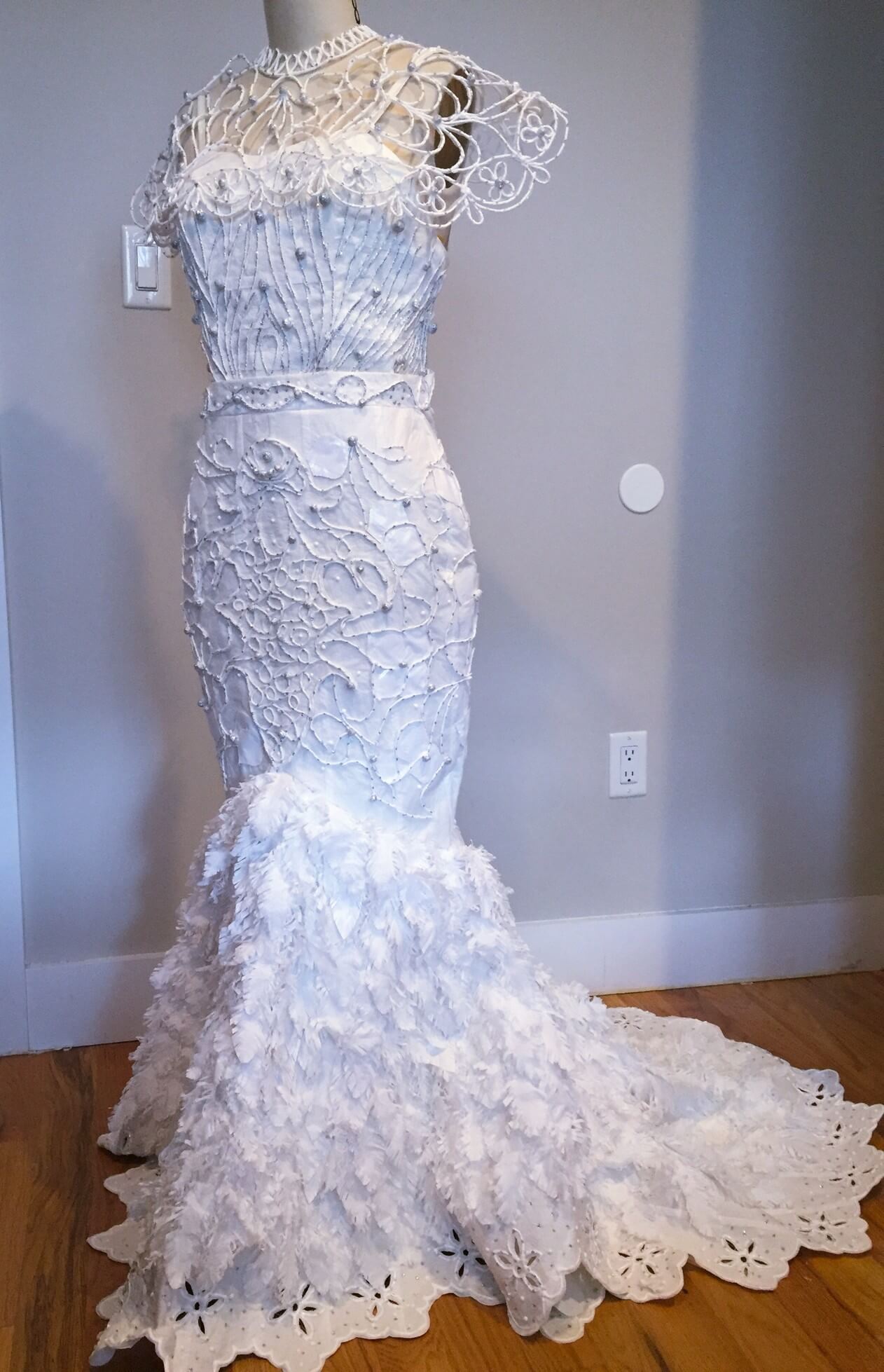 This wearable wedding dress is made from toilet paper – Metro US