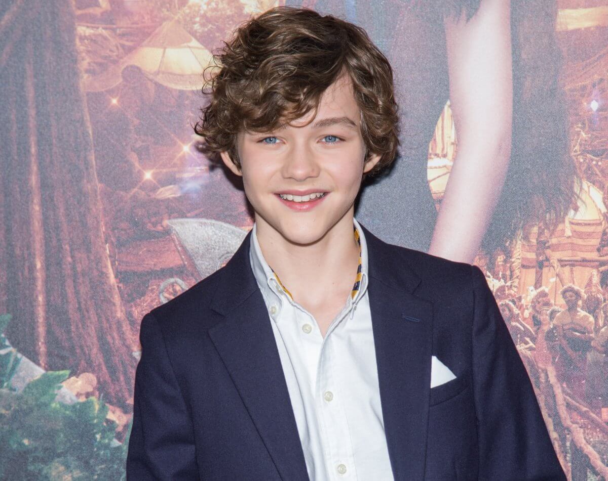 Levi Miller on his first movie, 'Pan,' being kissed by Cara Delevingne – Metro