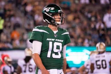 Trevor Siemian gets the start for the Jets on Monday night. (Photo: Getty Images)