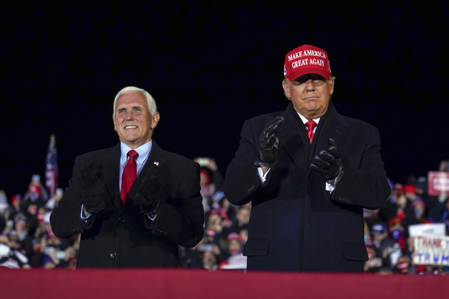 Trump, Pence rivalry intensifies as they consider 2024 runs Metro US