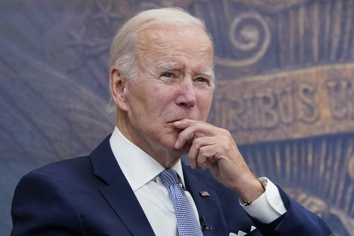 Biden Shrugs Off Recession Talk, Talks Up Fighting Inflation – Metro US