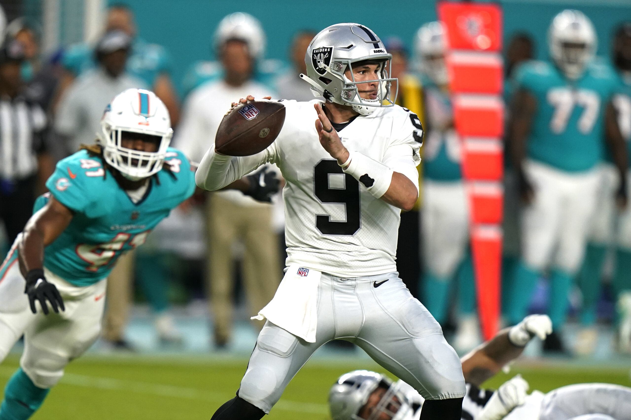 Raiders trade backup QB Nick Mullens to Vikings – Metro US