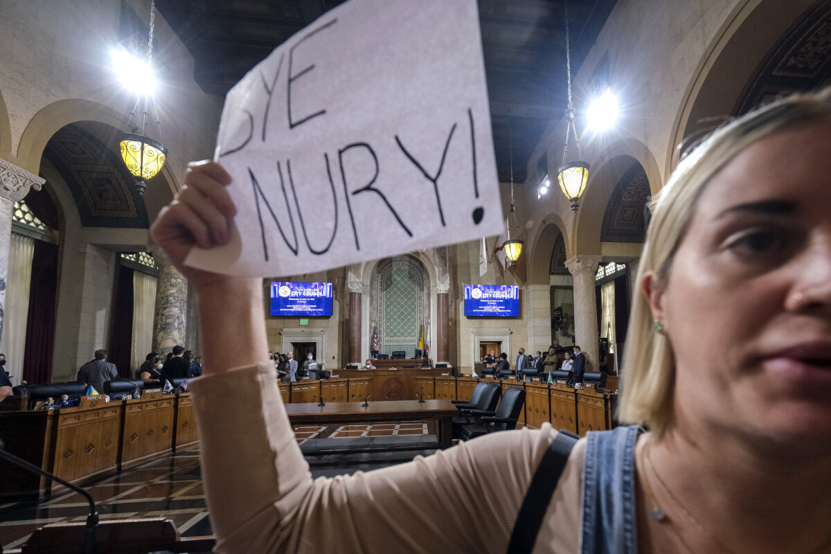 Los Angeles Leader In Racism Scandal Resigns Council Seat Metro Us 