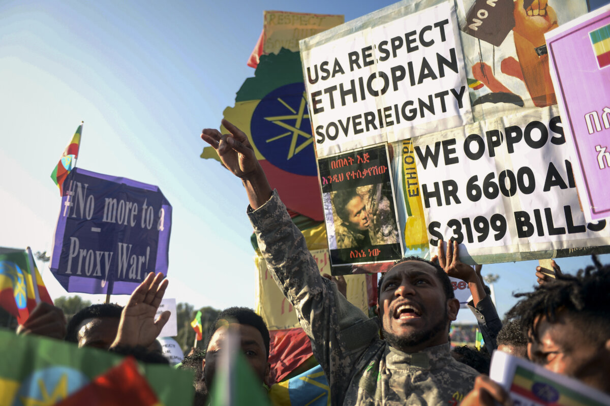 Ethiopians Protest Against Outsiders Amid Tigray Conflict – Metro US