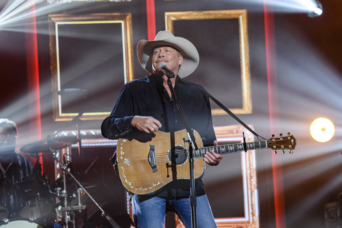 Alan Jackson to get CMA lifetime achievement award – Metro US