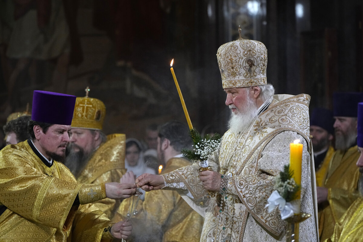 Orthodox celebrate Christmas in shadow of conflict Metro US