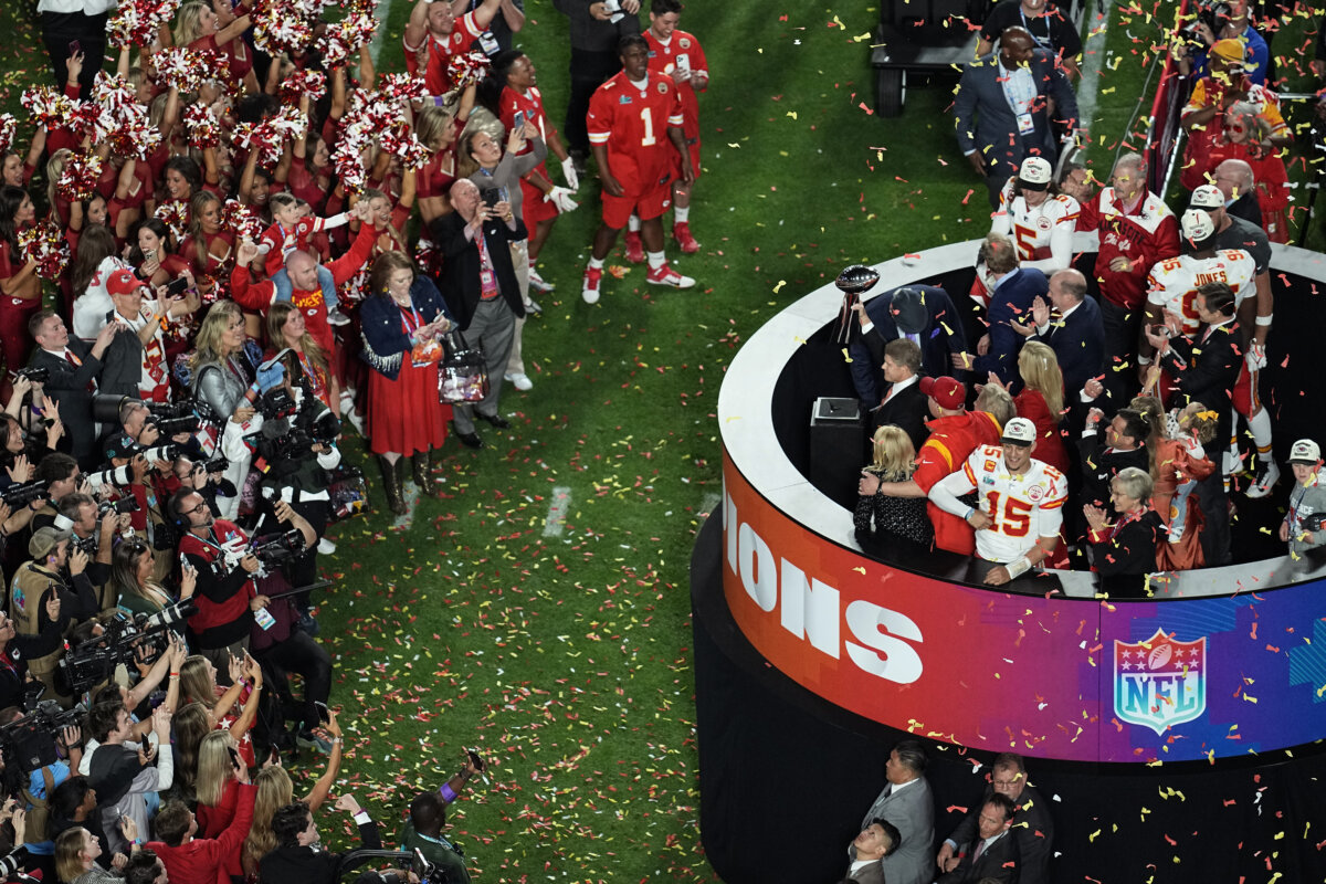 Chiefs Revel In Super Bowl Win, Then Get Into Offseason Work – Metro Us