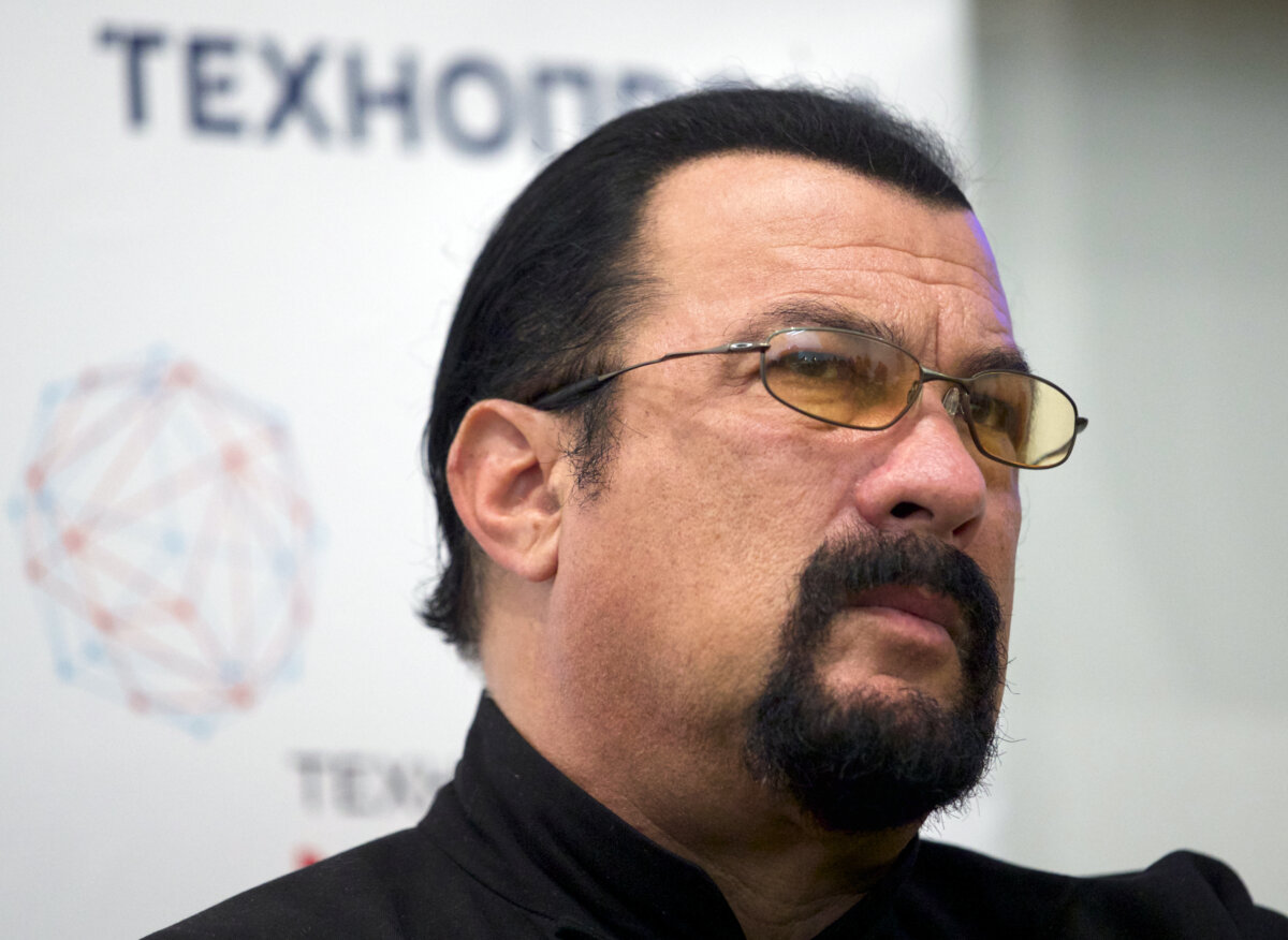 Putin bestows friendship award on actor Steven Seagal – Metro US