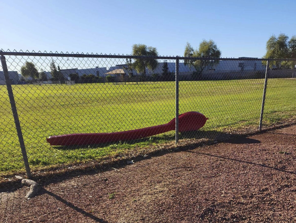 Spoon spotted Arizona Dairy Queen’s big red spoon found Metro US