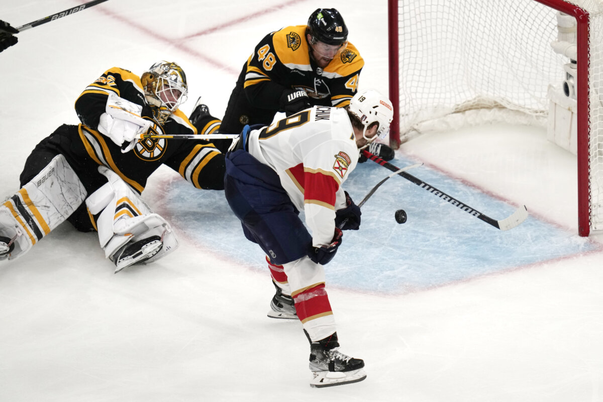 Panthers beat Bruins 43 in Game 5 OT to avoid elimination Metro US