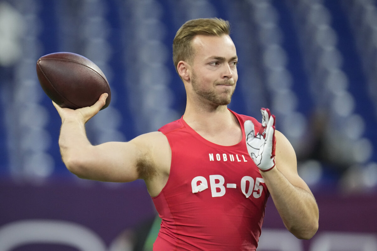 Quarterbacks come off board at record rate in NFL draft Metro US
