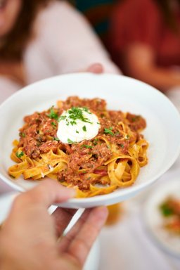 Bolognese-800×1200-1