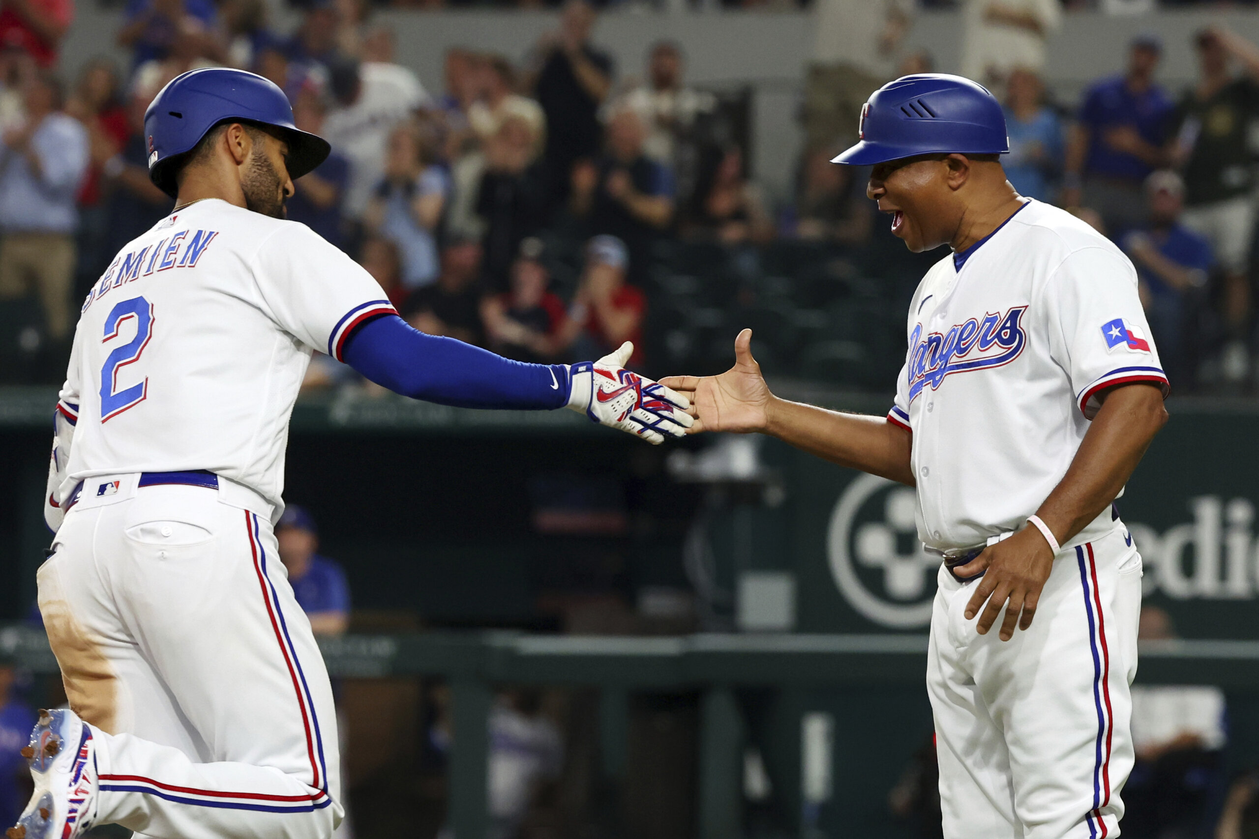 Watch: Rangers' Jonah Heim hits walk-off homer to lift Rangers over Royals