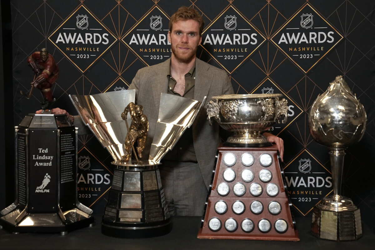 Connor McDavid wins third NHL MVP, falls one vote short of unanimous