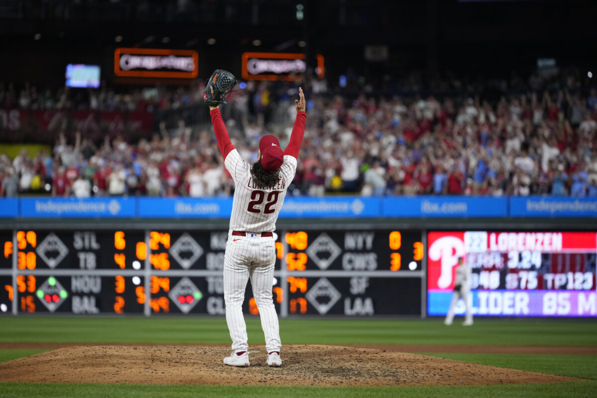 Michael Lorenzen throws a nohitter in his home debut with the Phillies