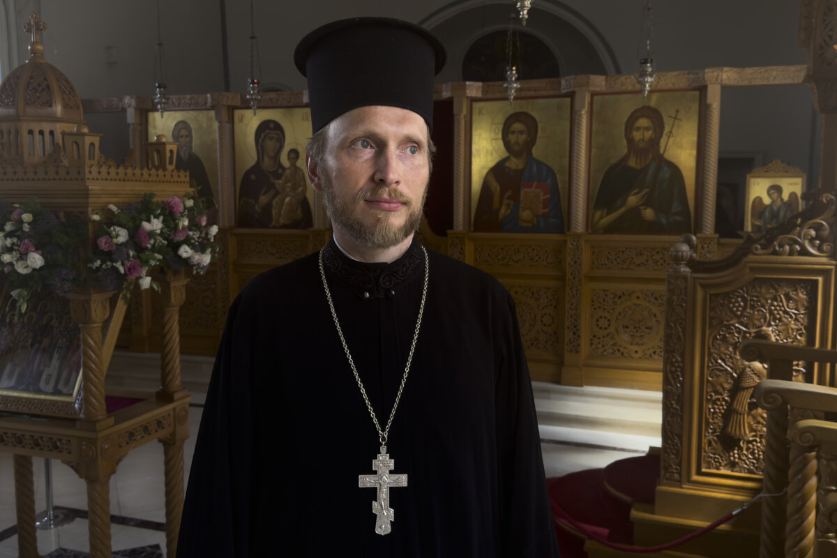 Russian Orthodox Priests Face Persecution From State And Church For ...