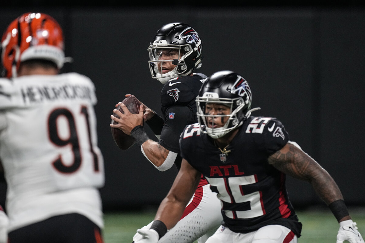 QB Desmond Ridder impressive in preseason debut, Falcons settle for 13