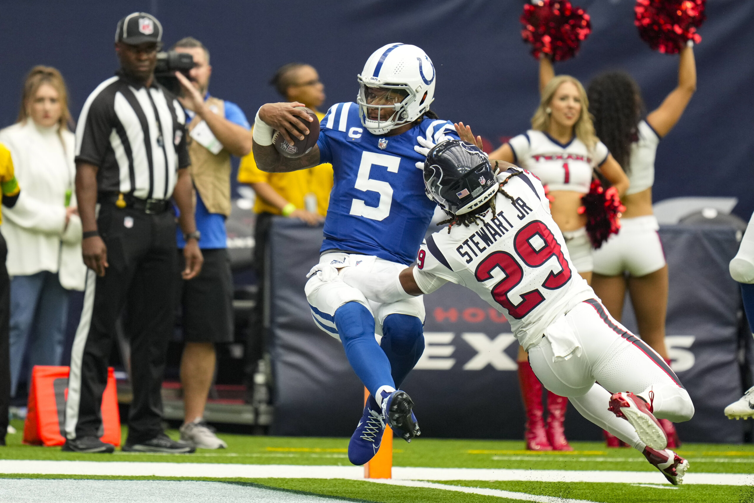 Photos: Texans tailgate before playoff game against Colts