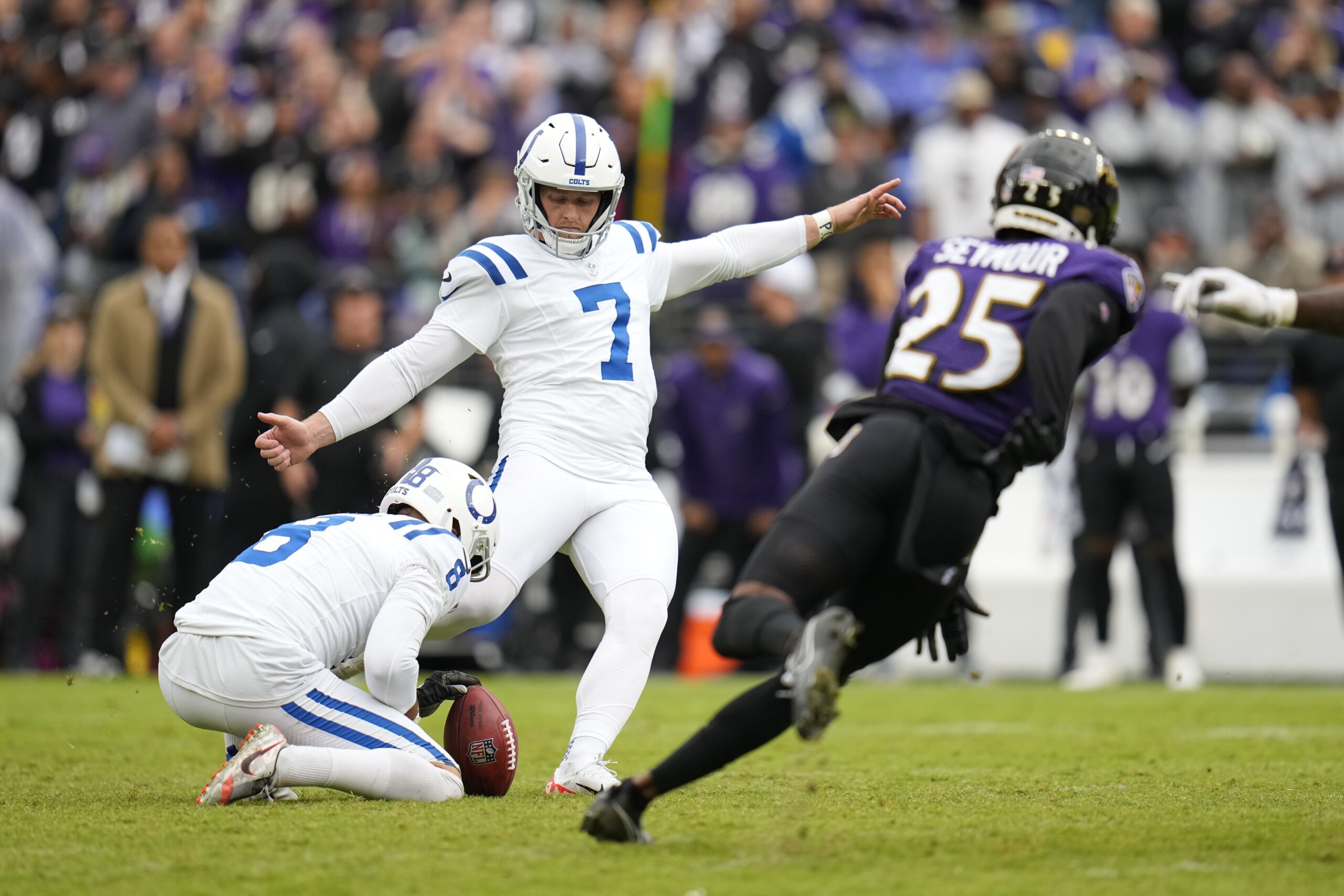 Matt Gay kicks 4 FGs over 50 yards, including OT winner, as Colts beat  Ravens 22-19 – WWLP