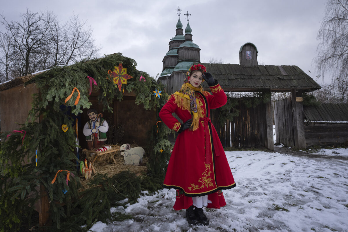 Ukraine celebrates Christmas on Dec. 25 for the first time, distancing