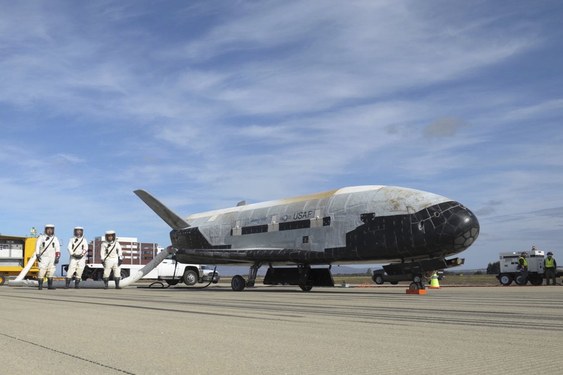 US military space plane blasts off on another secretive mission ...