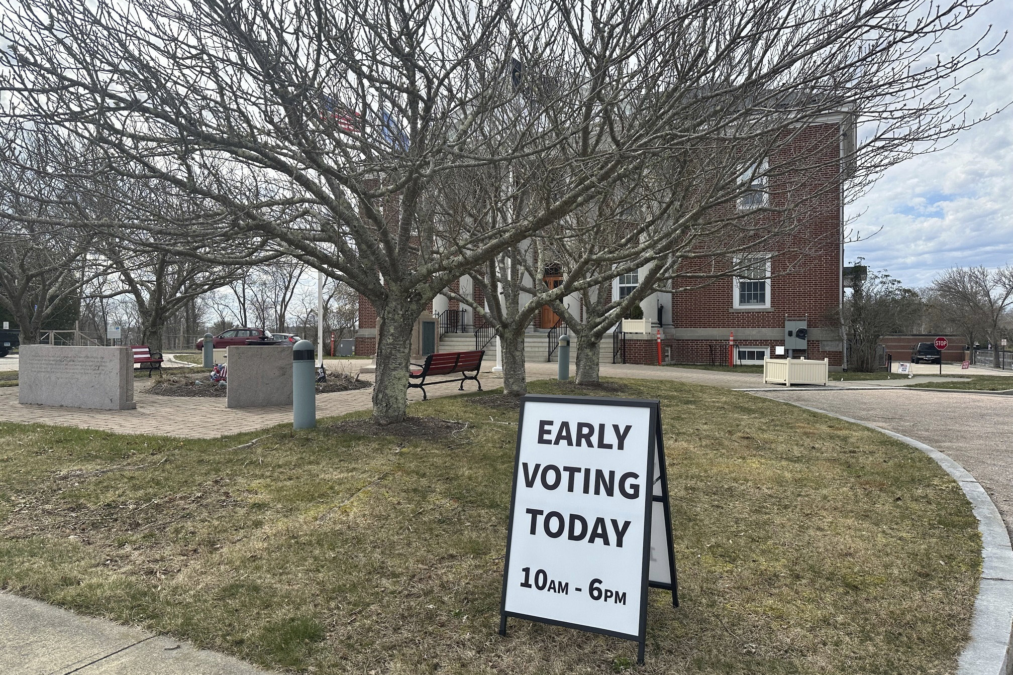 Connecticut one of the last states to allow early voting after