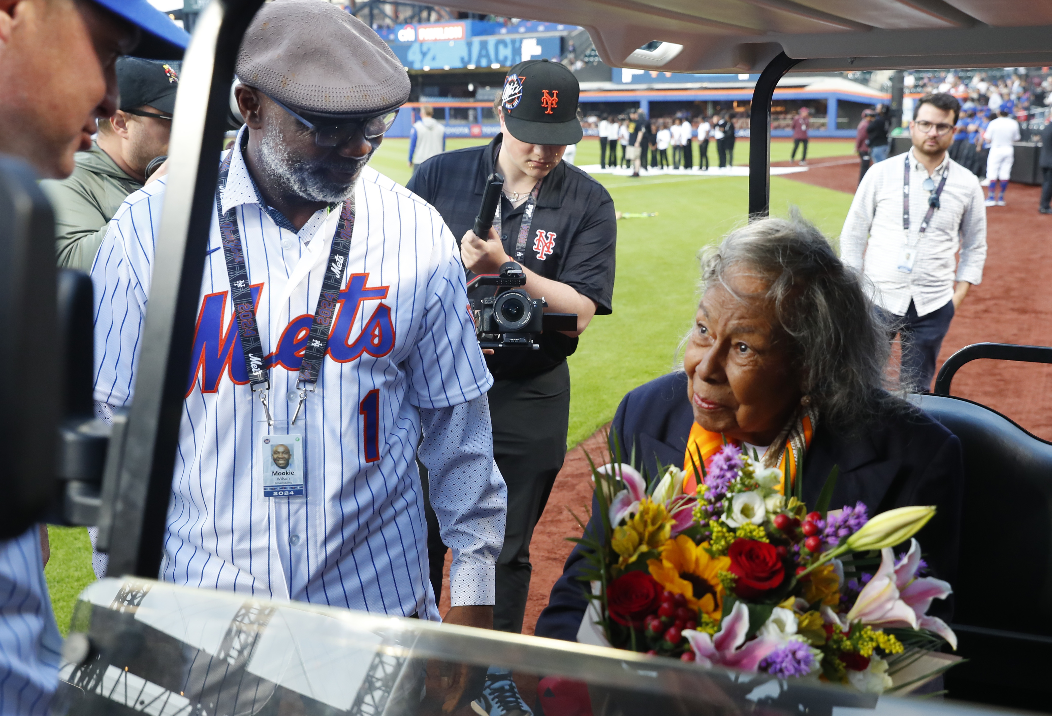 Jackie Robinson remembered around MLB on 77th anniversary of him ...