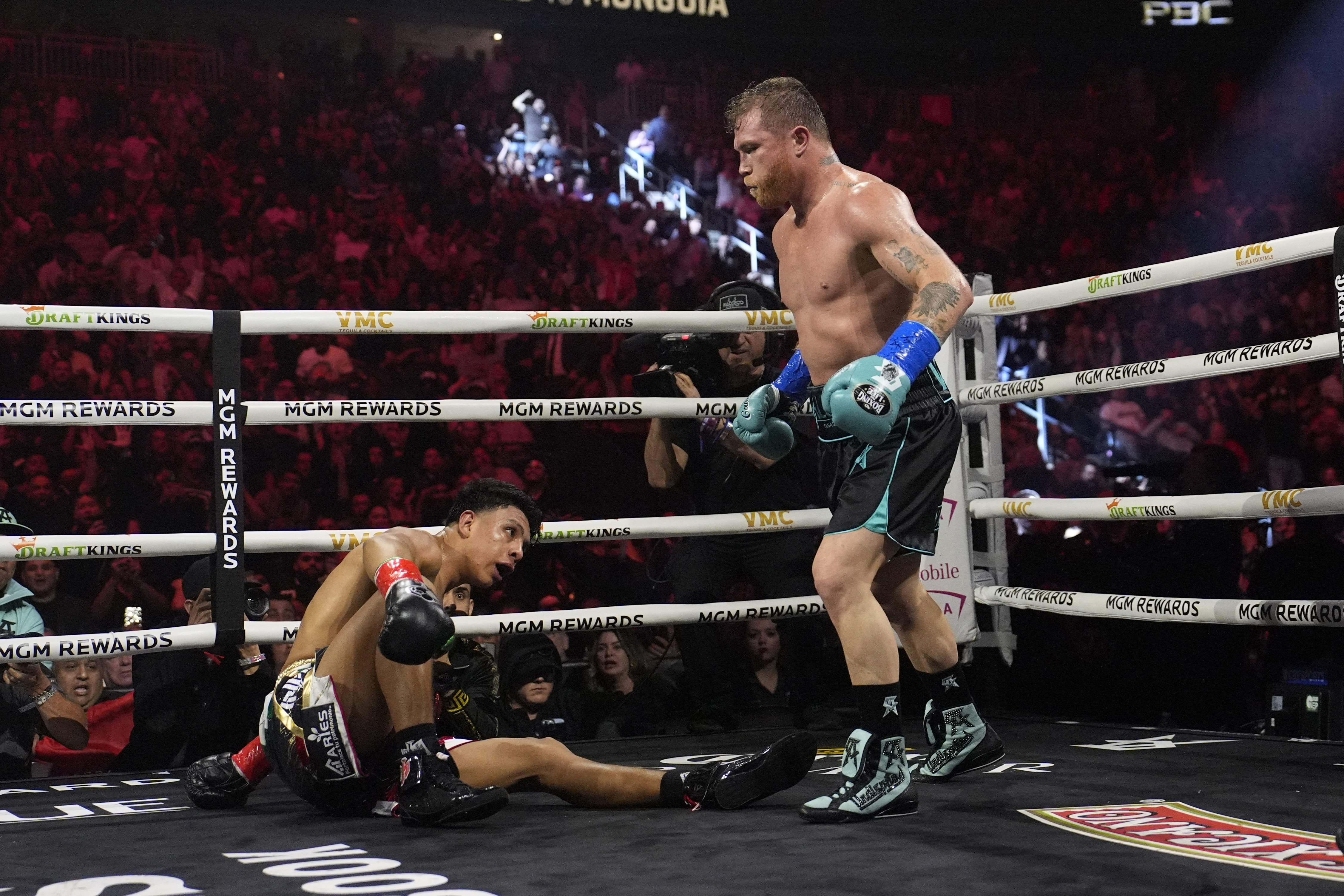 Canelo Alvarez retains undisputed championship with unanimous decision over  Jaime Munguia – Metro US